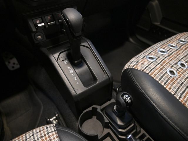 Suzuki Jimny  第21張相片