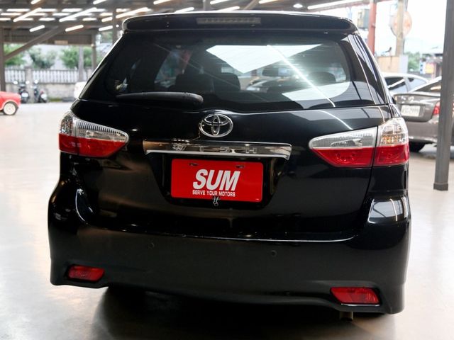 Toyota Wish  第8張相片