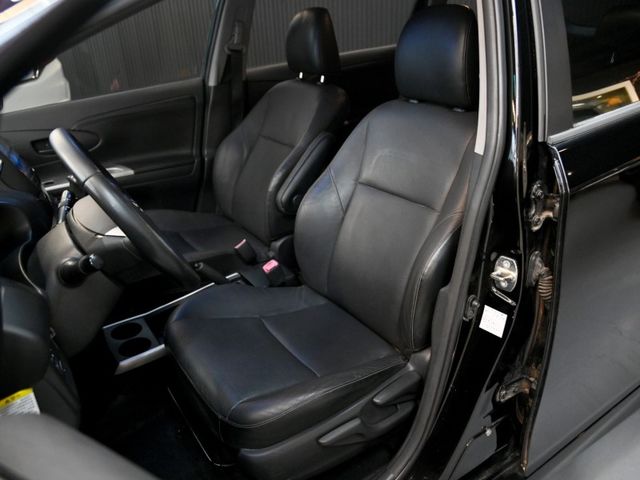 Toyota Wish  第15張相片