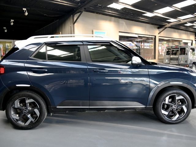 Hyundai Venue  第7張相片