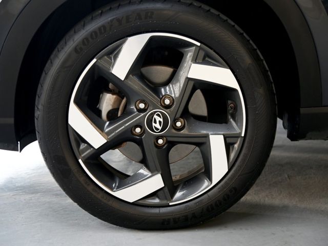 Hyundai Venue  第11張相片