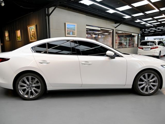 Mazda Mazda3  第7張相片