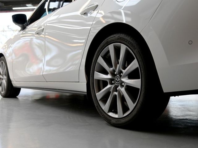 Mazda Mazda3  第9張相片