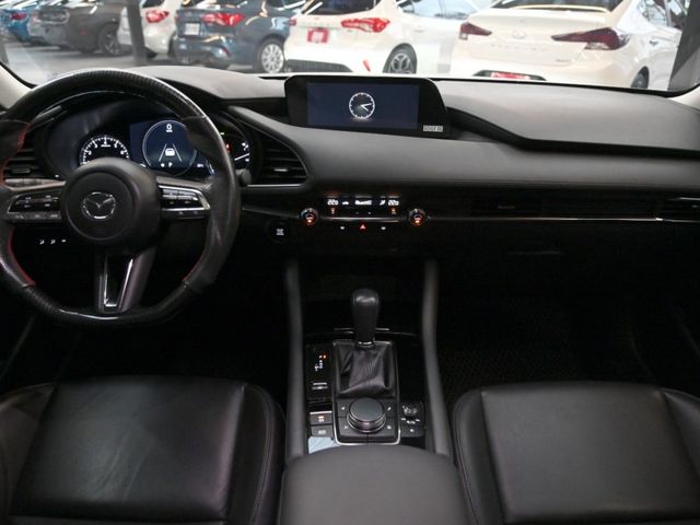 Mazda Mazda3  第18張相片