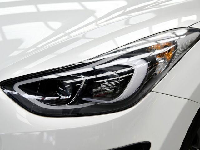 Hyundai Elantra  第6張相片