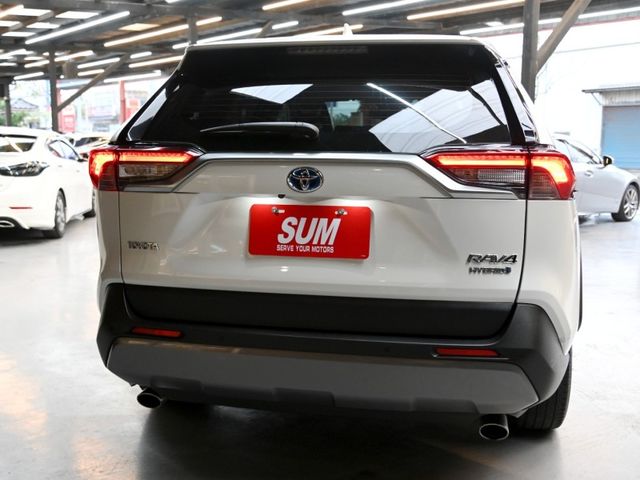 Toyota RAV4  第4張相片