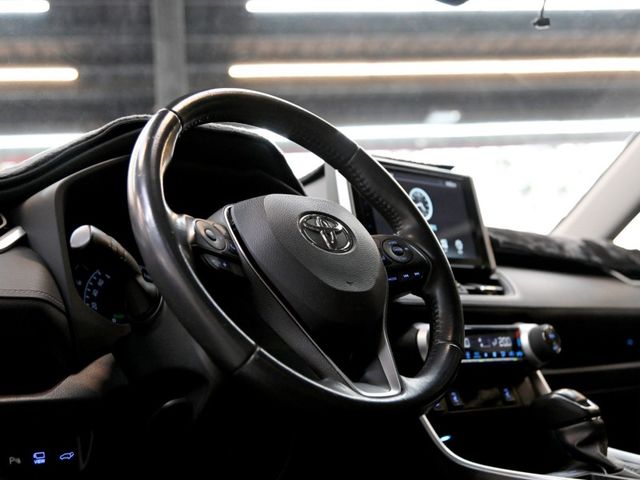Toyota RAV4  第11張相片