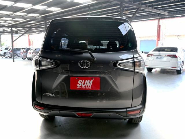 Toyota SIENTA  第5張相片