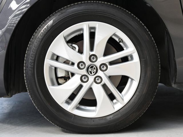 Toyota SIENTA  第8張相片