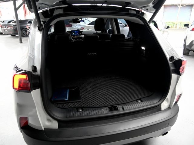 Ford/福特 Kuga  第9張相片
