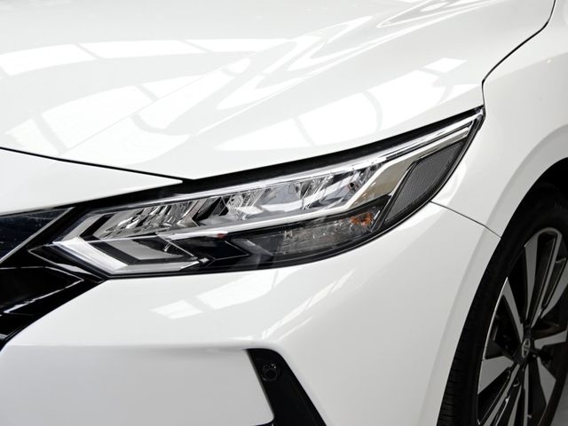 Nissan Sentra  第7張相片