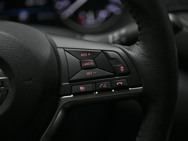 Nissan Sentra  第15張相片