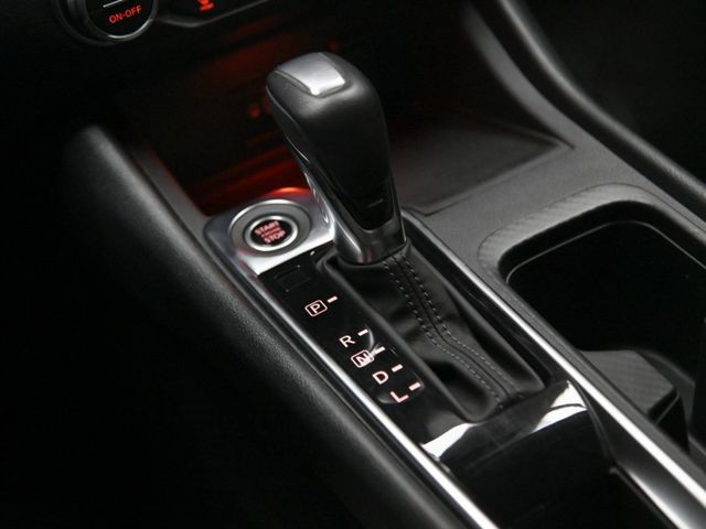 Nissan Sentra  第17張相片