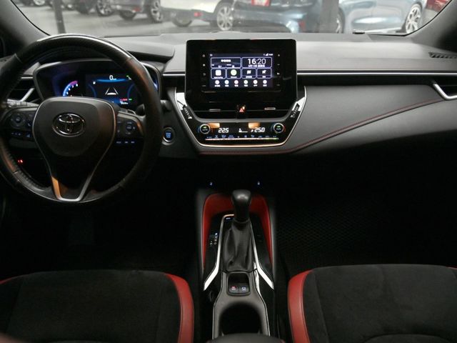 Toyota Auris  第14張相片