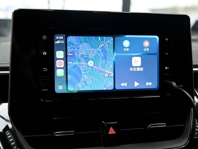 Toyota Auris  第18張相片
