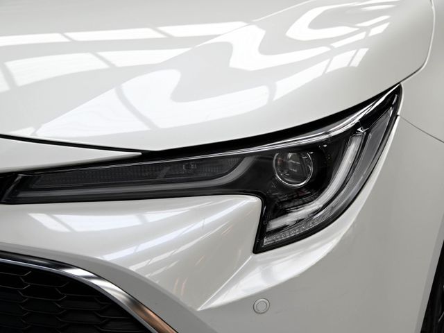 Toyota Auris  第19張相片