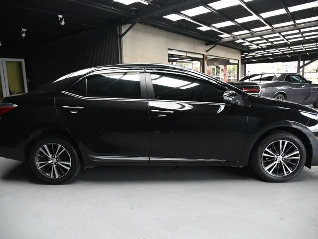 Toyota ALTIS  第5張相片