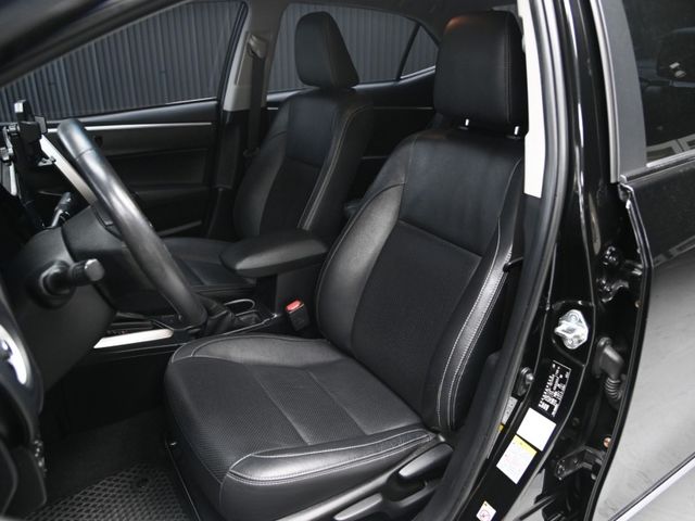 Toyota ALTIS  第12張相片