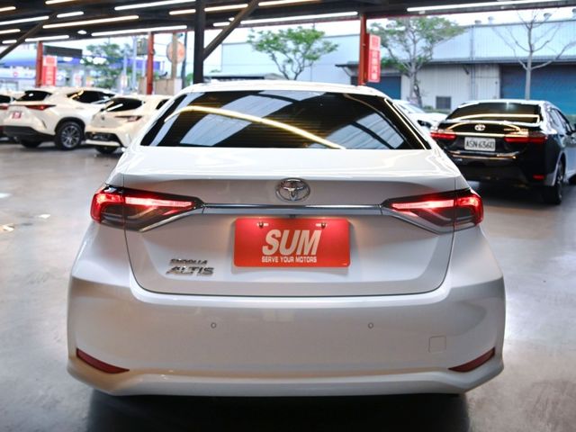 Toyota ALTIS  第5張相片