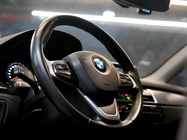 BMW/ 寶馬 218i  第13張相片
