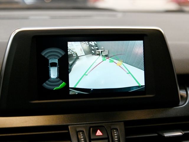 BMW/ 寶馬 218i  第20張相片