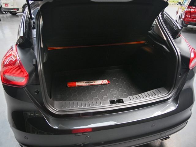 Ford/福特 Focus  第9張相片
