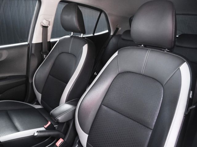 Kia Picanto  第18張相片