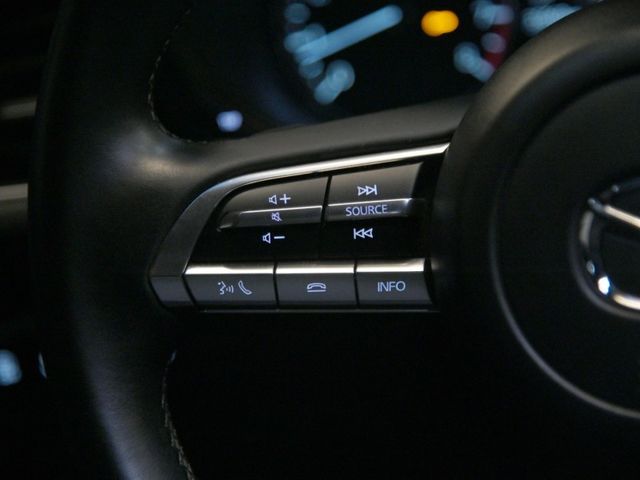 Mazda Mazda3  第14張相片