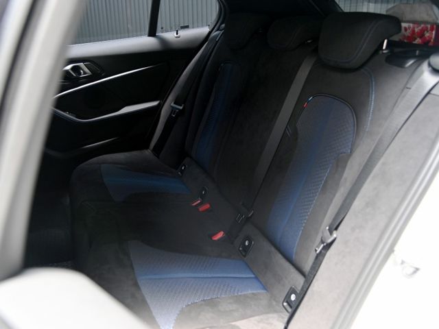 BMW/ 寶馬 118i 運動版  第12張相片