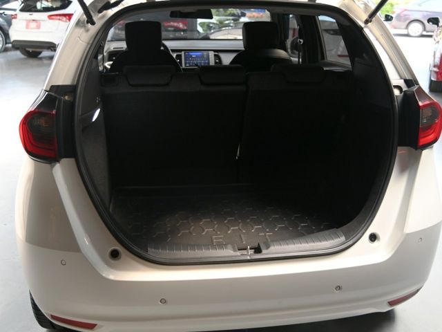 Honda FIT  第9張相片