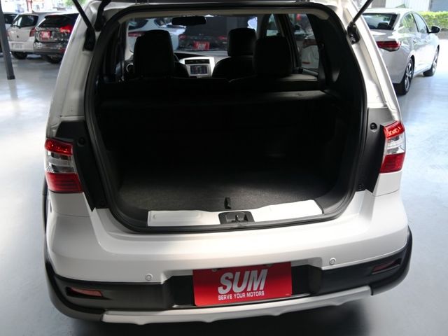 Nissan Livina  第9張相片