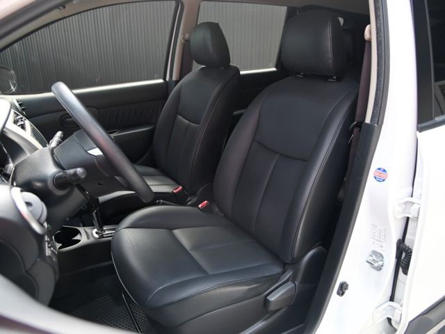 Nissan Livina  第11張相片
