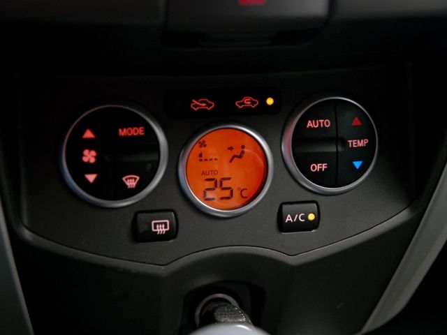 Nissan Livina  第16張相片