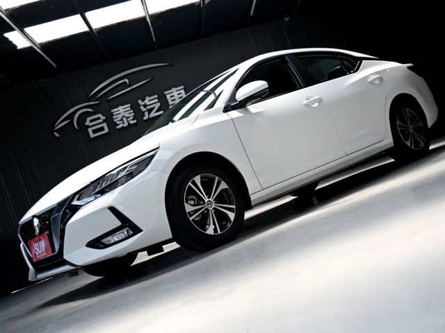 Nissan Sentra  第2張相片