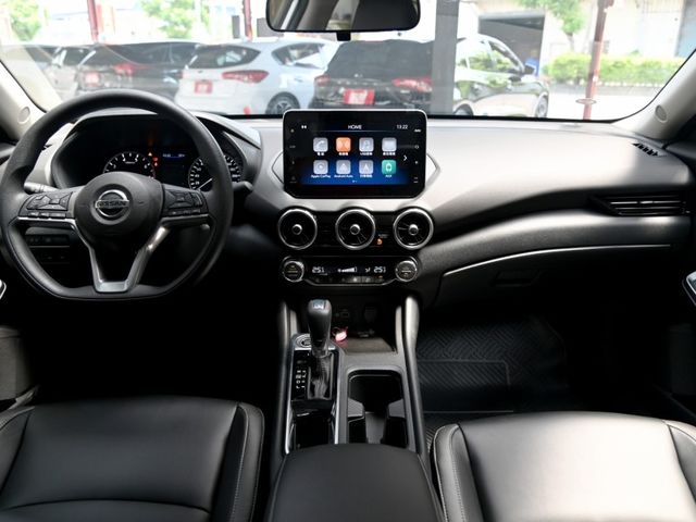 Nissan Sentra  第16張相片