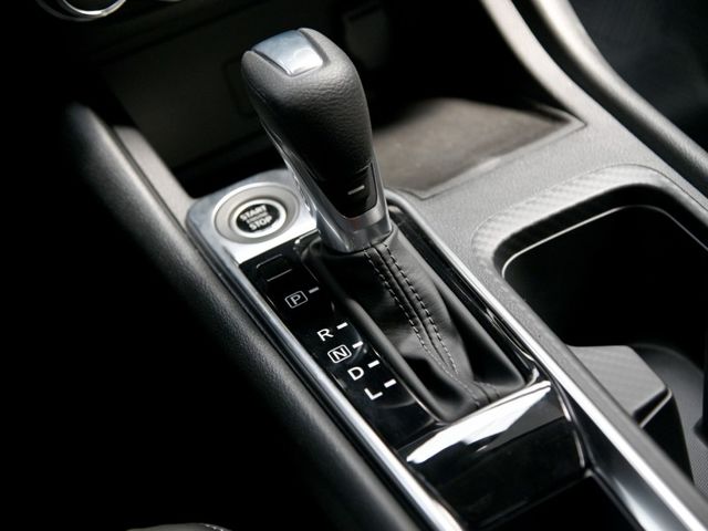 Nissan Sentra  第17張相片