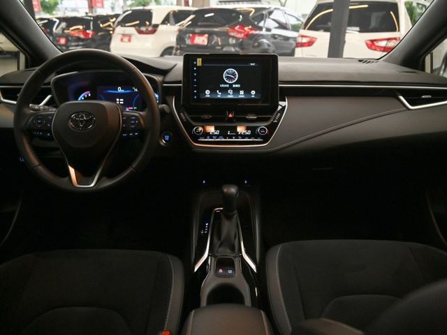 Toyota Auris  第17張相片