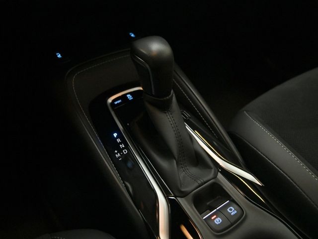 Toyota Auris  第18張相片