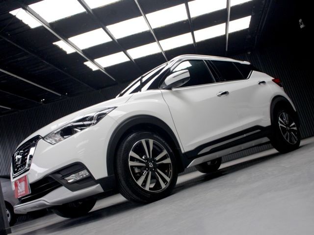 超低月付免費試算分析/2018 NISSAN KICKS 輕鬆讓你帶回家!  第2張相片