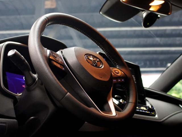 超低月付免費試算分析/2019 TOYOTA AURIS 輕鬆讓你帶回家!  第13張相片