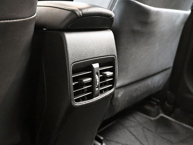 Toyota ALTIS  第11張相片