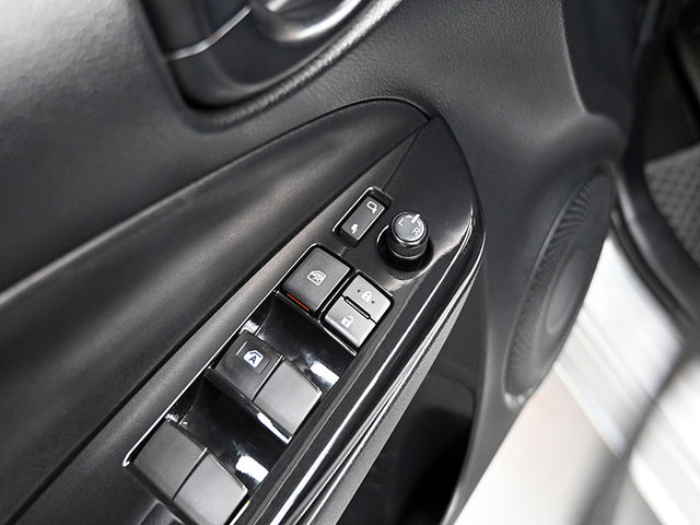 Toyota Yaris  第20張相片