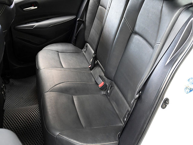 Toyota ALTIS  第14張相片