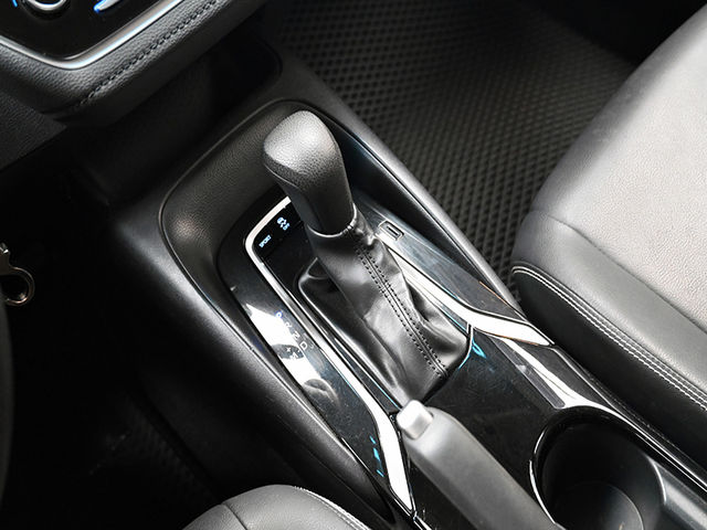 Toyota ALTIS  第17張相片