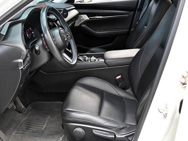 超低月付免費試算分析/2019 MAZDA3 輕鬆讓你帶回家!  第13張相片