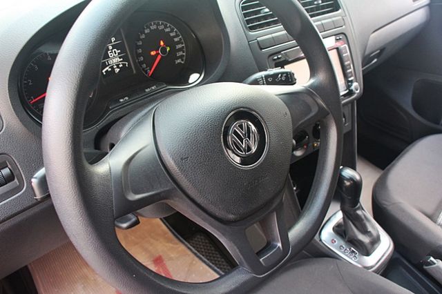 ✔️雙安 ✔️倒車顯影 ✔️導航 ✔️電視 ✔️Isofix  第12張相片