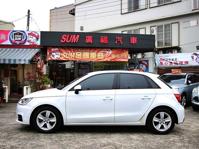 ✔️6安 ✔️ISOFX ✔️後座分離倒覆 ✔️大螢幕 ✔️整年度稅金8640元  第4張相片