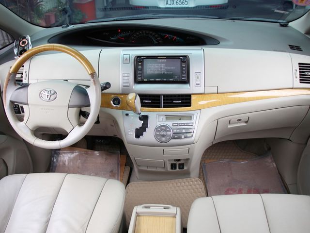 ✔️7人座 ✔️6安 ✔️ikey ✔️倒車顯影 ✔️感應頭燈 ✔️ISOFIX ✔️定速 ✔️天窗  第5張相片