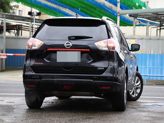 ✔️升級電尾門 ✔️升級光感應頭燈✔️電折 ✔️導航 ✔️倒車顯影 ✔️ISOFIX  第3張相片