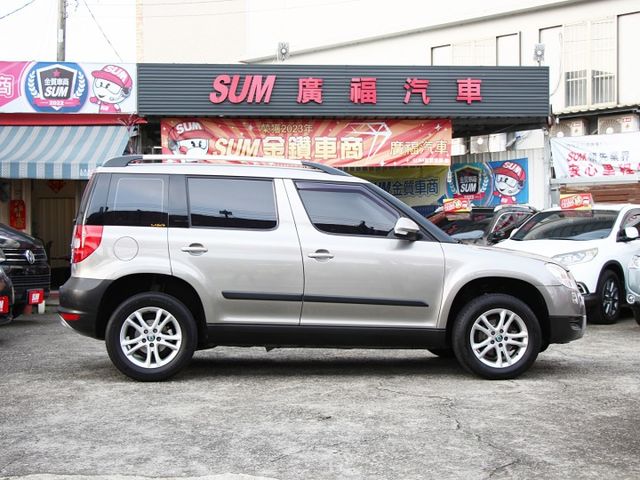 ✔️一手車 ✔️6安 ✔️皮椅 ✔️倒車顯影 ✔️胎壓監控 ✔️ISOFIX  第4張相片